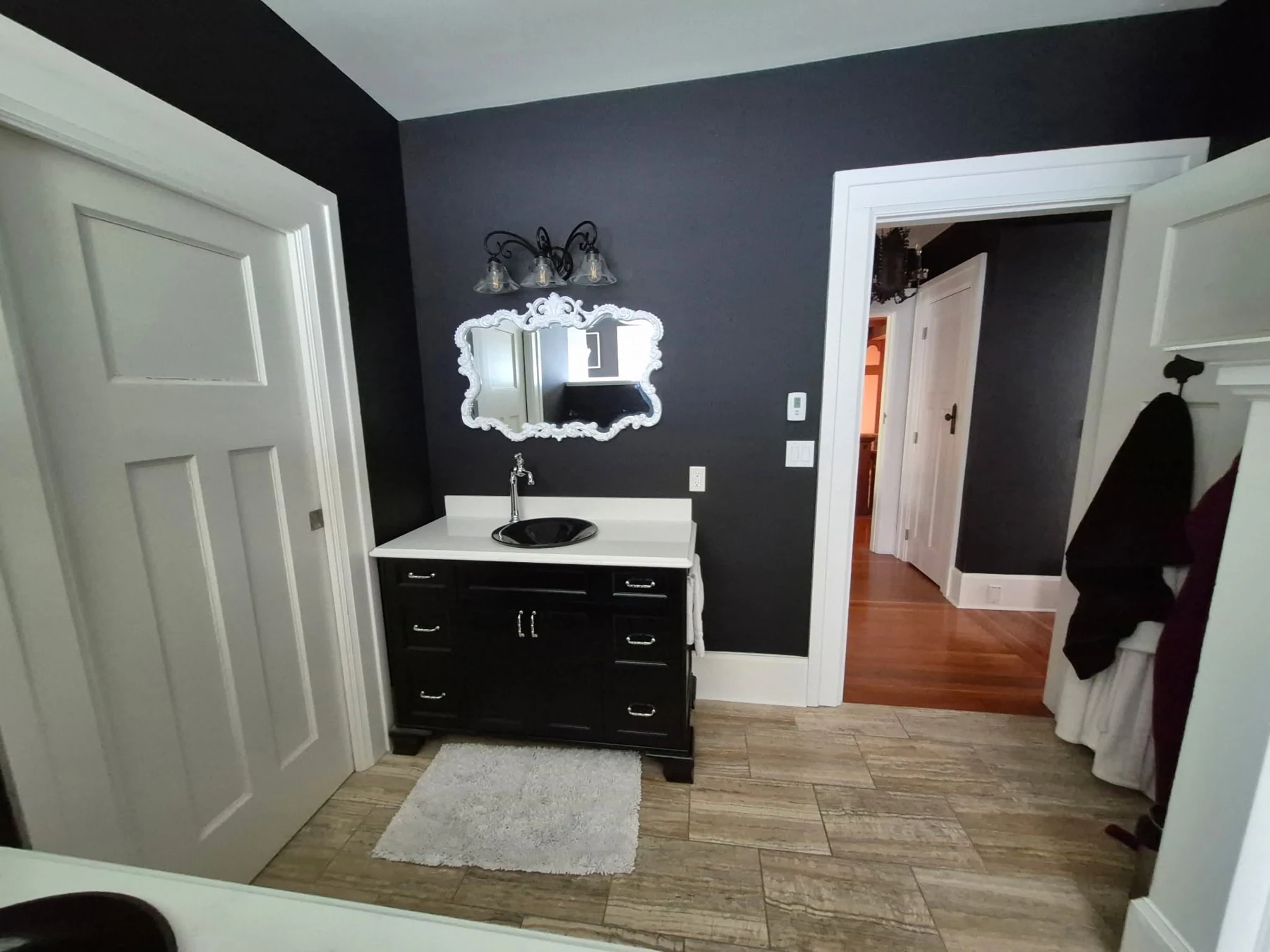 Custom bathroom vanity